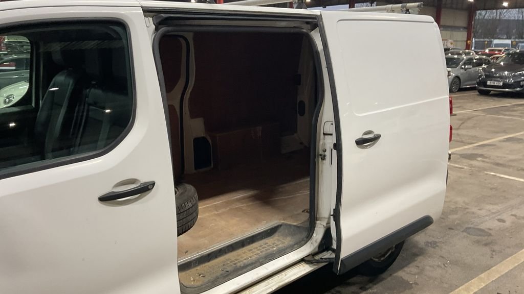 Used Citroen Dispatch 2019 for sale - 77483454: Photo 4