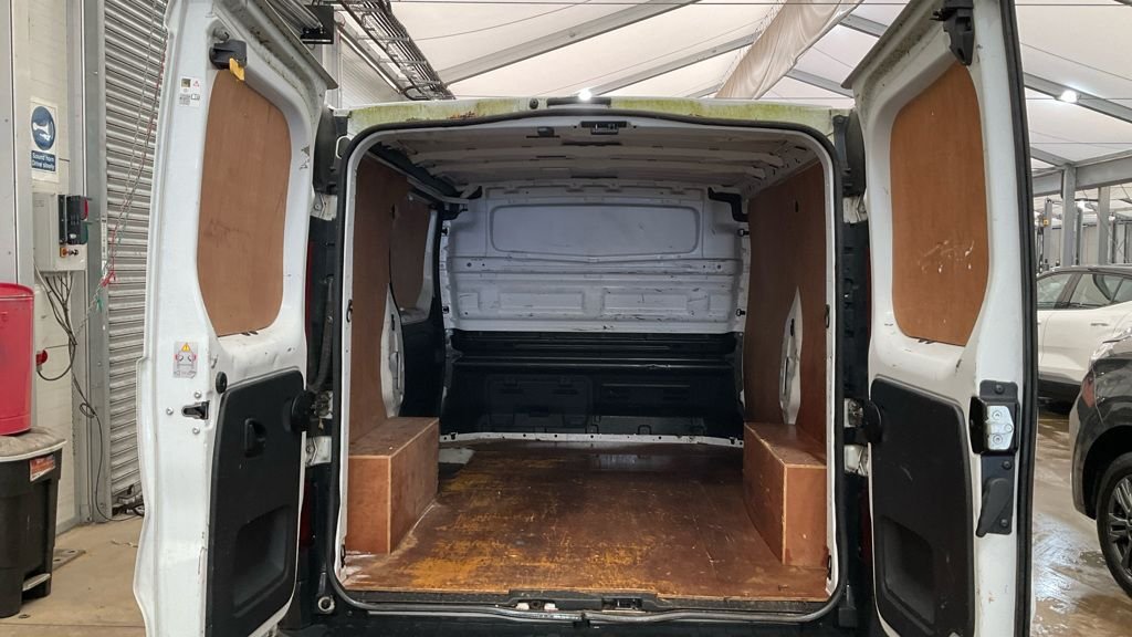 Used Renault Trafic 2017 for sale - 77798300: Photo 11