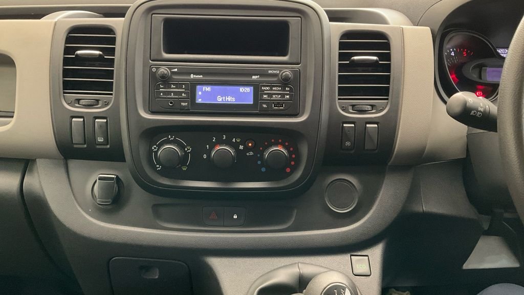 Used Renault Trafic 2017 for sale - 77798300: Photo 12