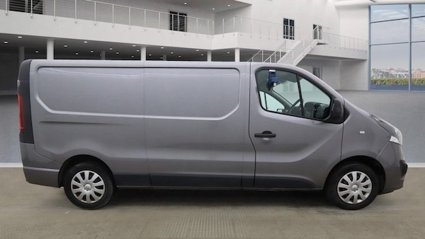 Used Vauxhall Vivaro 2019 for sale - 76267322: Photo 3