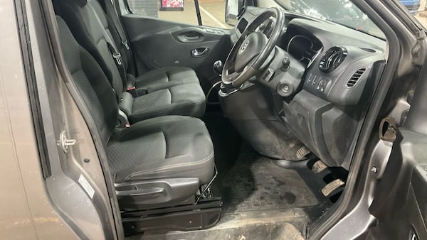 Used Vauxhall Vivaro 2019 for sale - 76267322: Photo 9