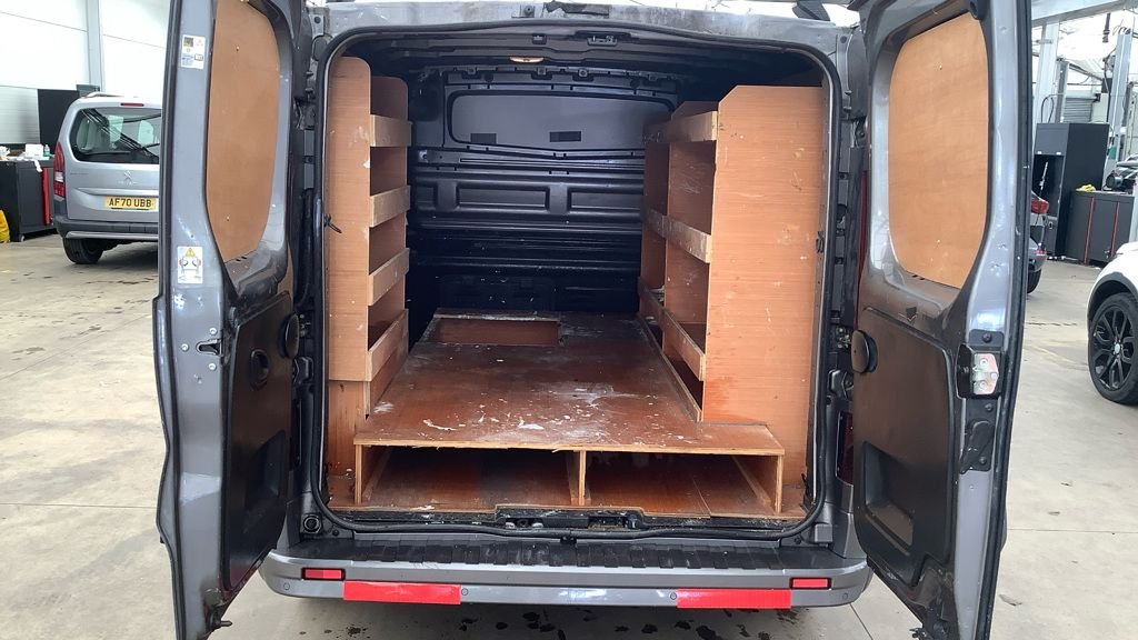 Used Vauxhall Vivaro 2018 for sale - 78061872: Photo 11