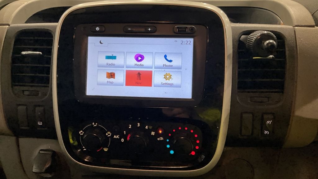 Used Renault Trafic 2018 for sale - 77161763: Photo 2