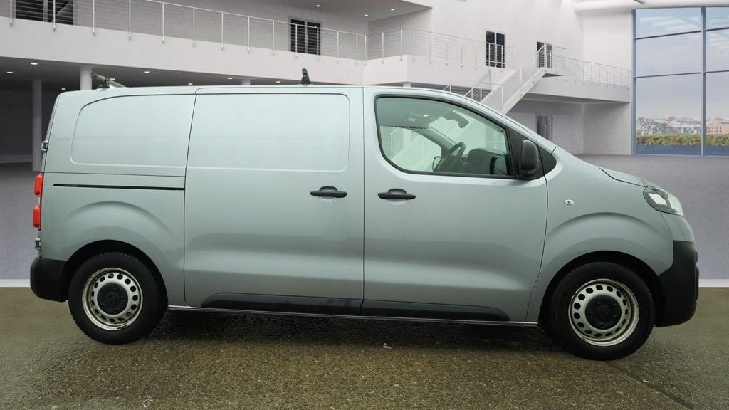 Used Vauxhall Vivaro 2022 for sale - 77734438: Photo 7