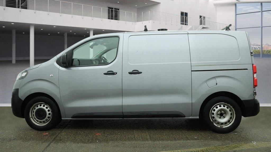 Used Vauxhall Vivaro 2022 for sale - 77734438: Photo 9