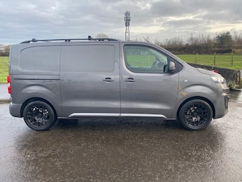 Used Vauxhall Vivaro 2020 for sale - 77161520: Photo