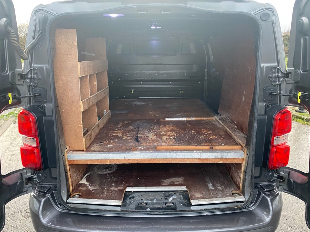 Used Vauxhall Vivaro 2020 for sale - 77161520: Photo 9