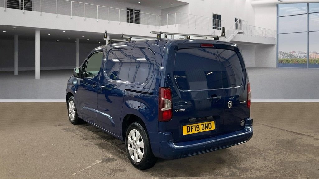 Used Vauxhall Combo 2019 for sale - 77614097: Photo 5