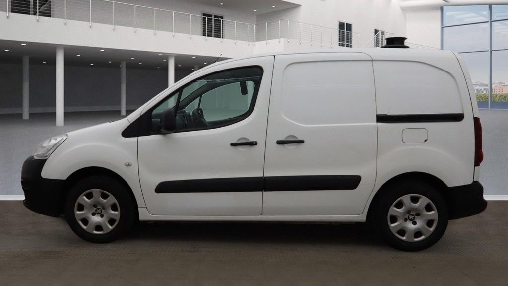 Used Peugeot Partner 2016 for sale - 76318731: Photo 11