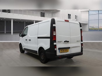 Used Renault Trafic 2018 for sale - 77026944: Photo