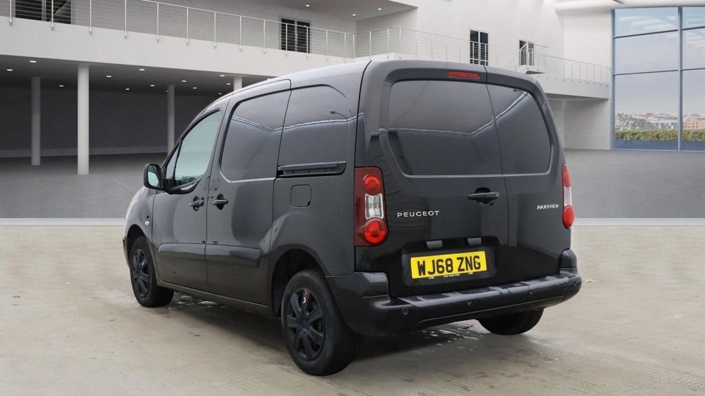 Used Peugeot Partner 2018 for sale - 77483514: Photo 4