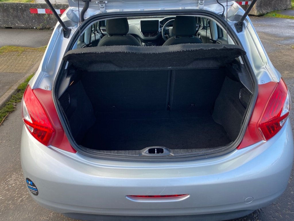 Used Peugeot 208 2012 for sale - 78153788: Photo 4