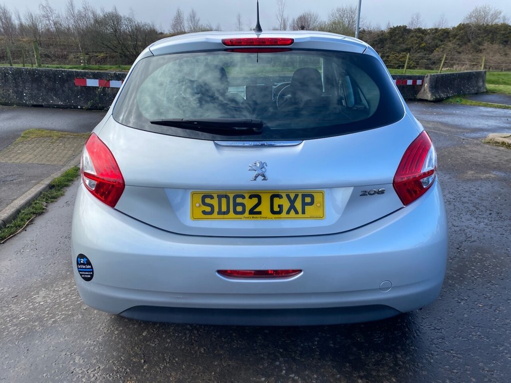Used Peugeot 208 2012 for sale - 78153788: Photo 5