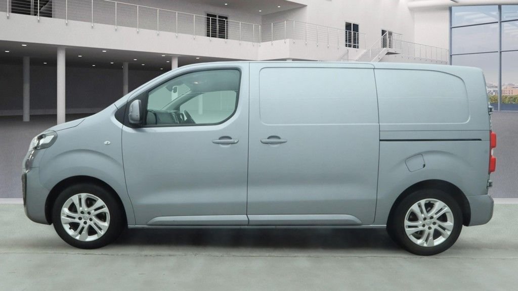 Used Vauxhall Vivaro 2021 for sale - 77667518: Photo 9