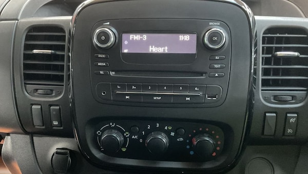 Used Vauxhall Vivaro 2018 for sale - 76069038: Photo 13