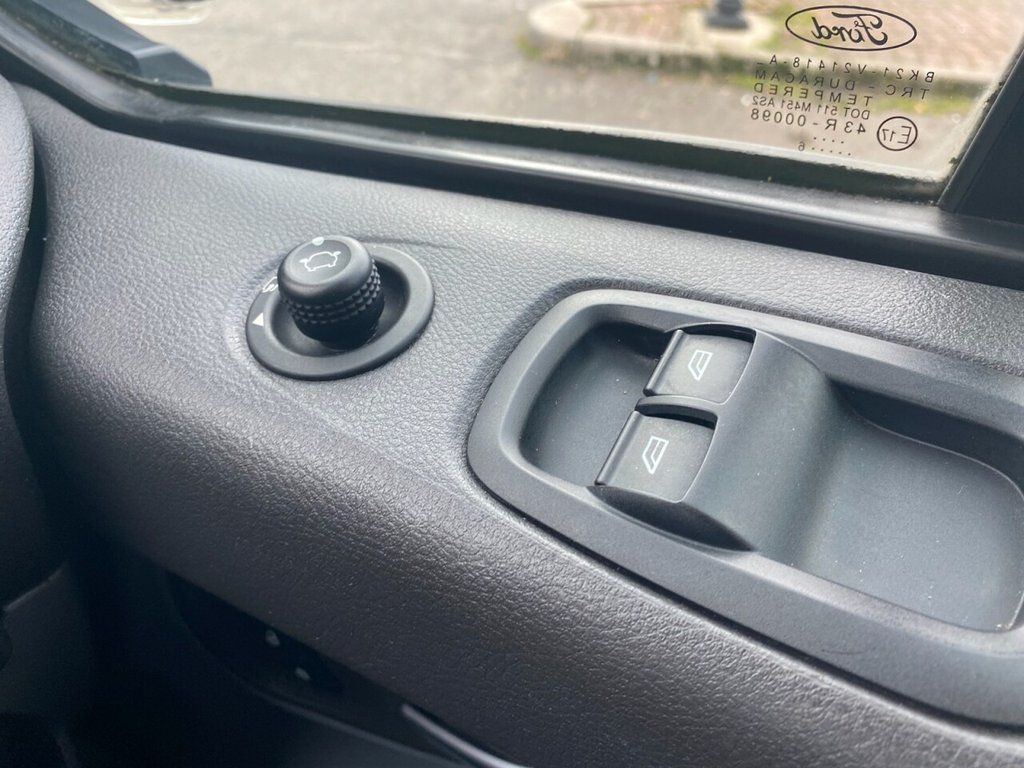 Used Ford Transit Custom 2016 for sale - 76132569: Photo 5