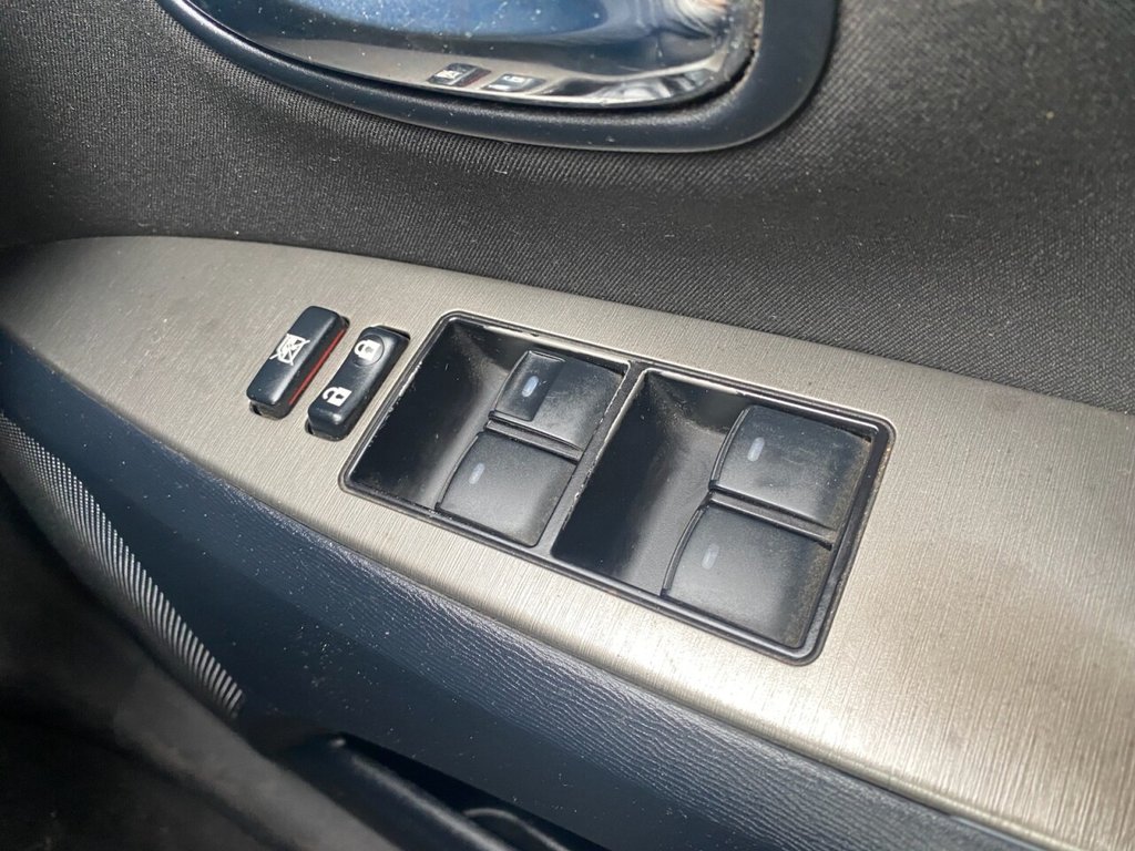 Used Toyota Avensis 2010 for sale - 78167143: Photo 12