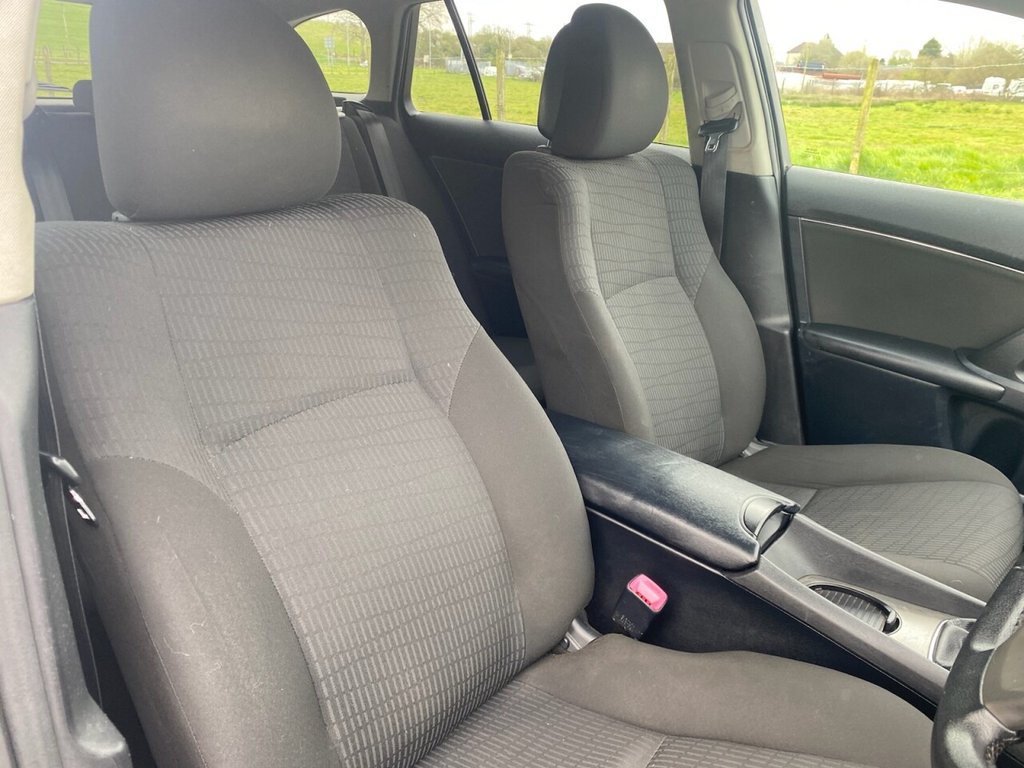 Used Toyota Avensis 2010 for sale - 78167143: Photo 8