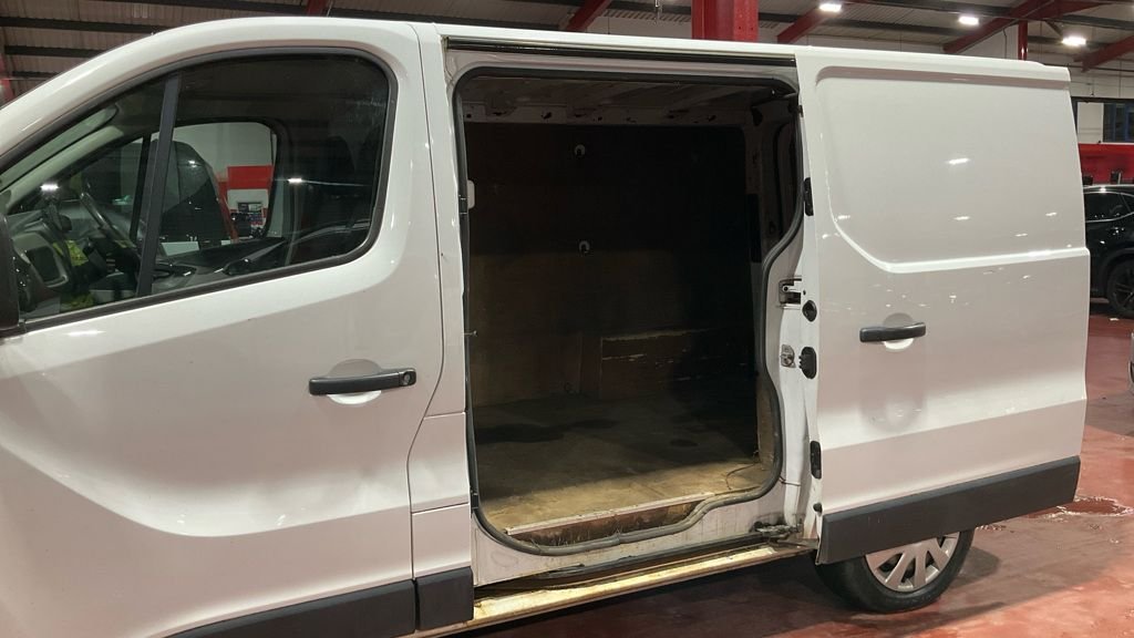 Used Renault Trafic 2018 for sale - 77563977: Photo 11