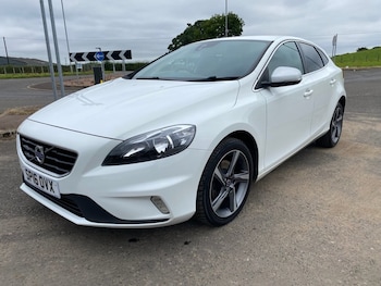 Used Volvo V40 2016 for sale - 79275683: Photo