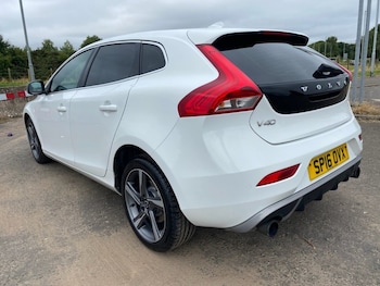Used Volvo V40 2016 for sale - 79275683: Photo