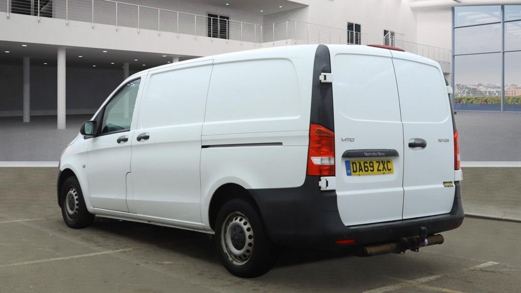 Used Mercedes-Benz Vito 2019 for sale - 77399732: Photo 3