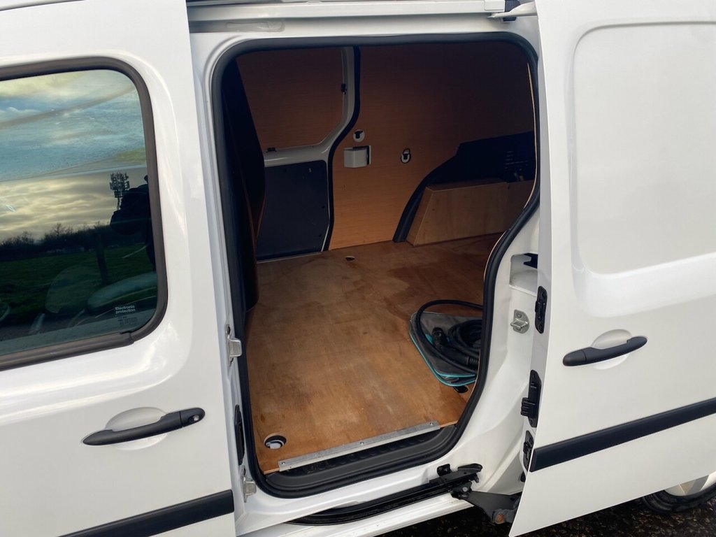 Used Renault Kangoo 2021 for sale - 77038024: Photo 15