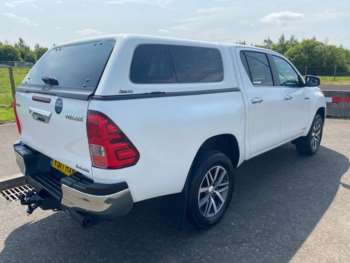 Used Toyota Hilux 2017 for sale - 75099303: Photo
