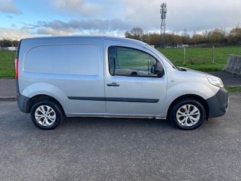 Used Renault Kangoo 2013 for sale - 76590931: Photo
