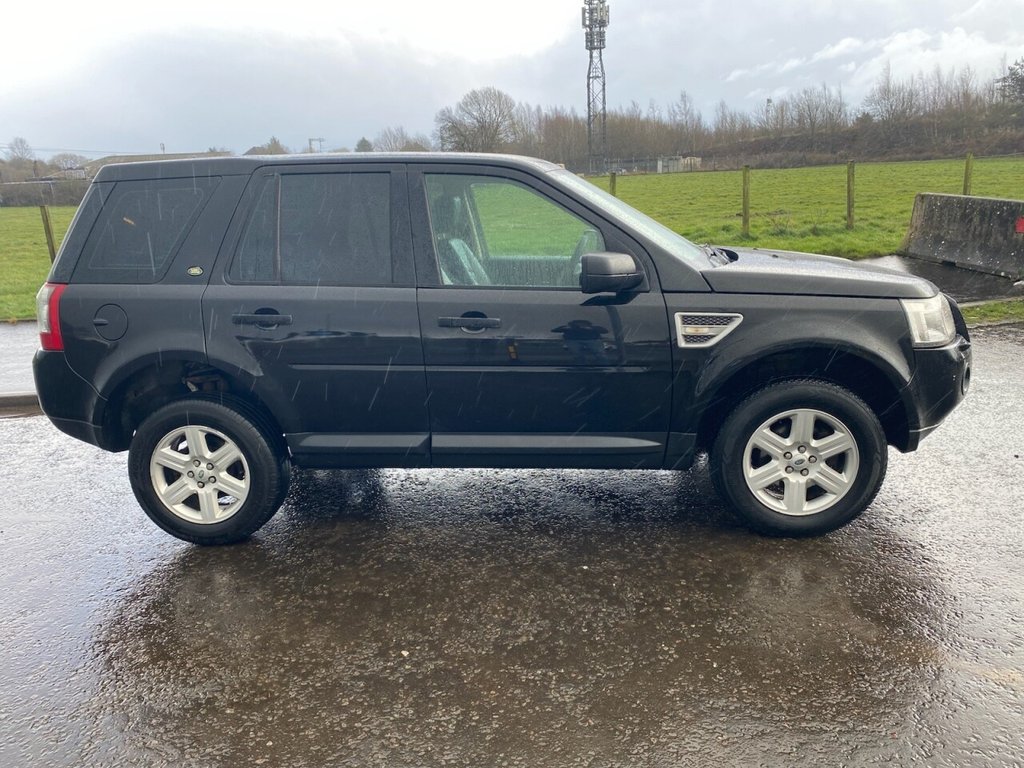 Used Land Rover Freelander 2 2010 for sale - 77879702: Photo 2