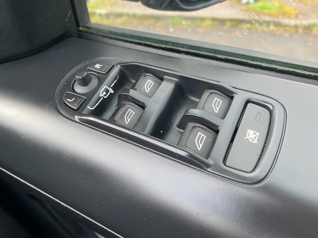 Used Land Rover Freelander 2 2010 for sale - 77879702: Photo 5