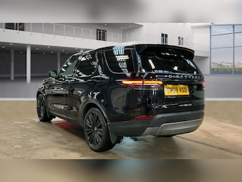 Used Land Rover Discovery 2019 for sale - 77172025: Photo