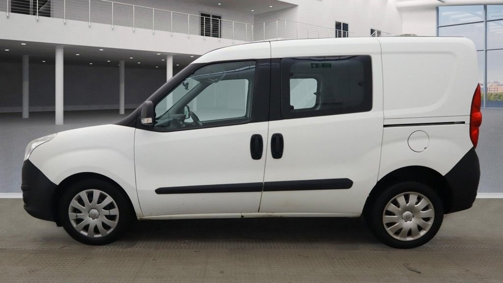 Used Vauxhall Combo 2017 for sale - 77319618: Photo 10