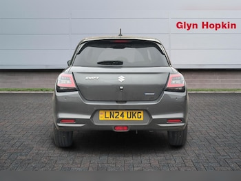 Used Suzuki Swift 2024 for sale - 79383472: Photo
