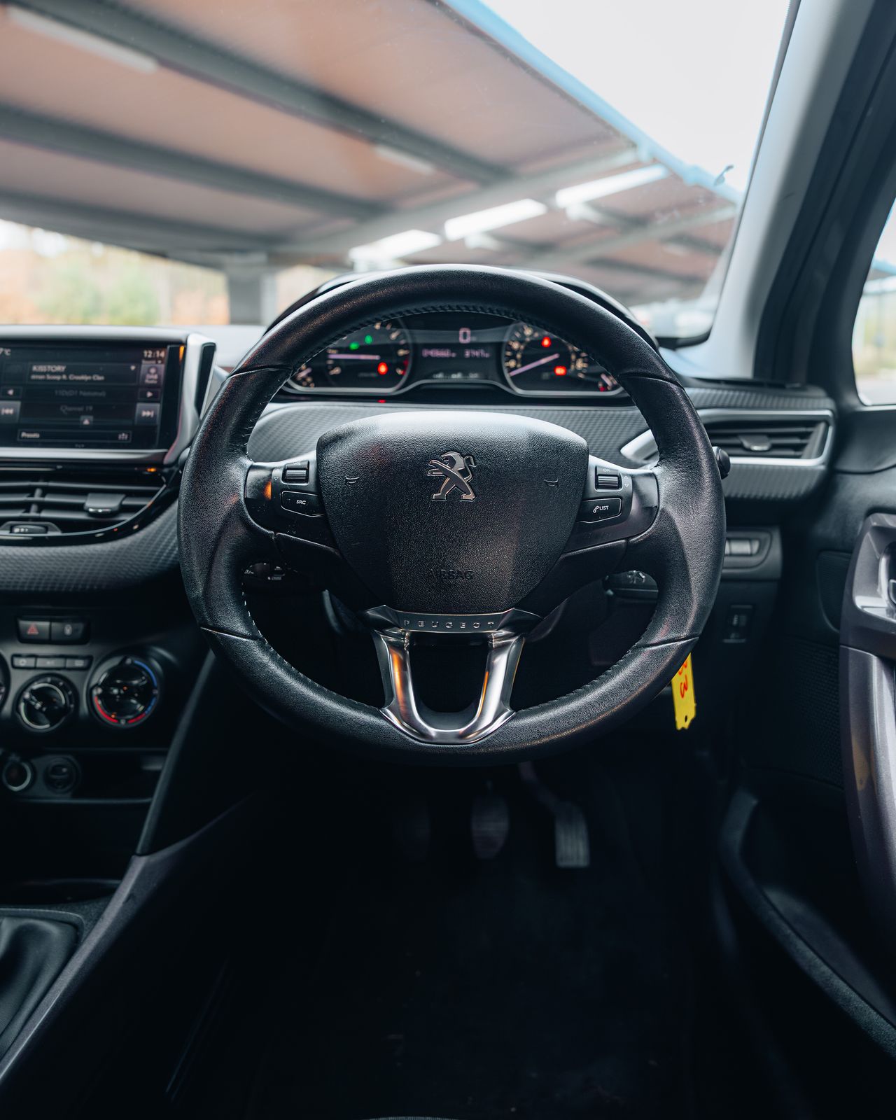 Used Peugeot 2008 2015 for sale - 77485098: Photo 22