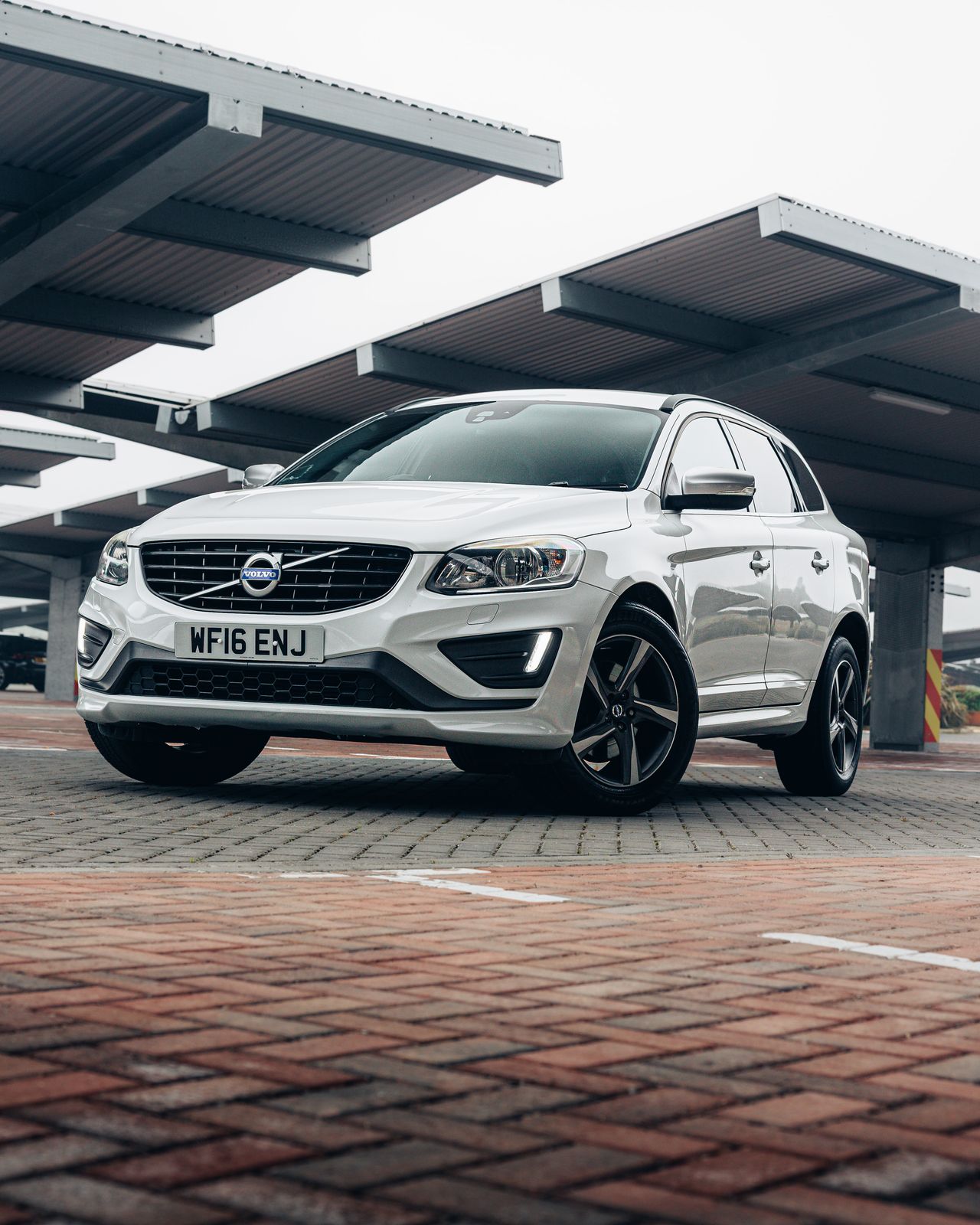 Used Volvo XC60 2016 for sale - 78009455: Photo 2