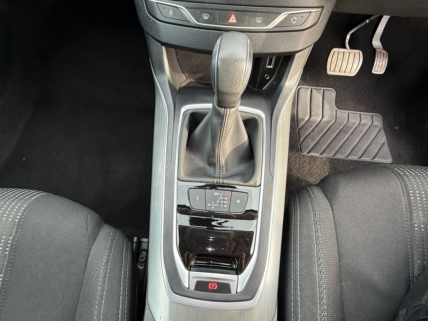 Used Peugeot 308 2016 for sale - 76609424: Photo 20