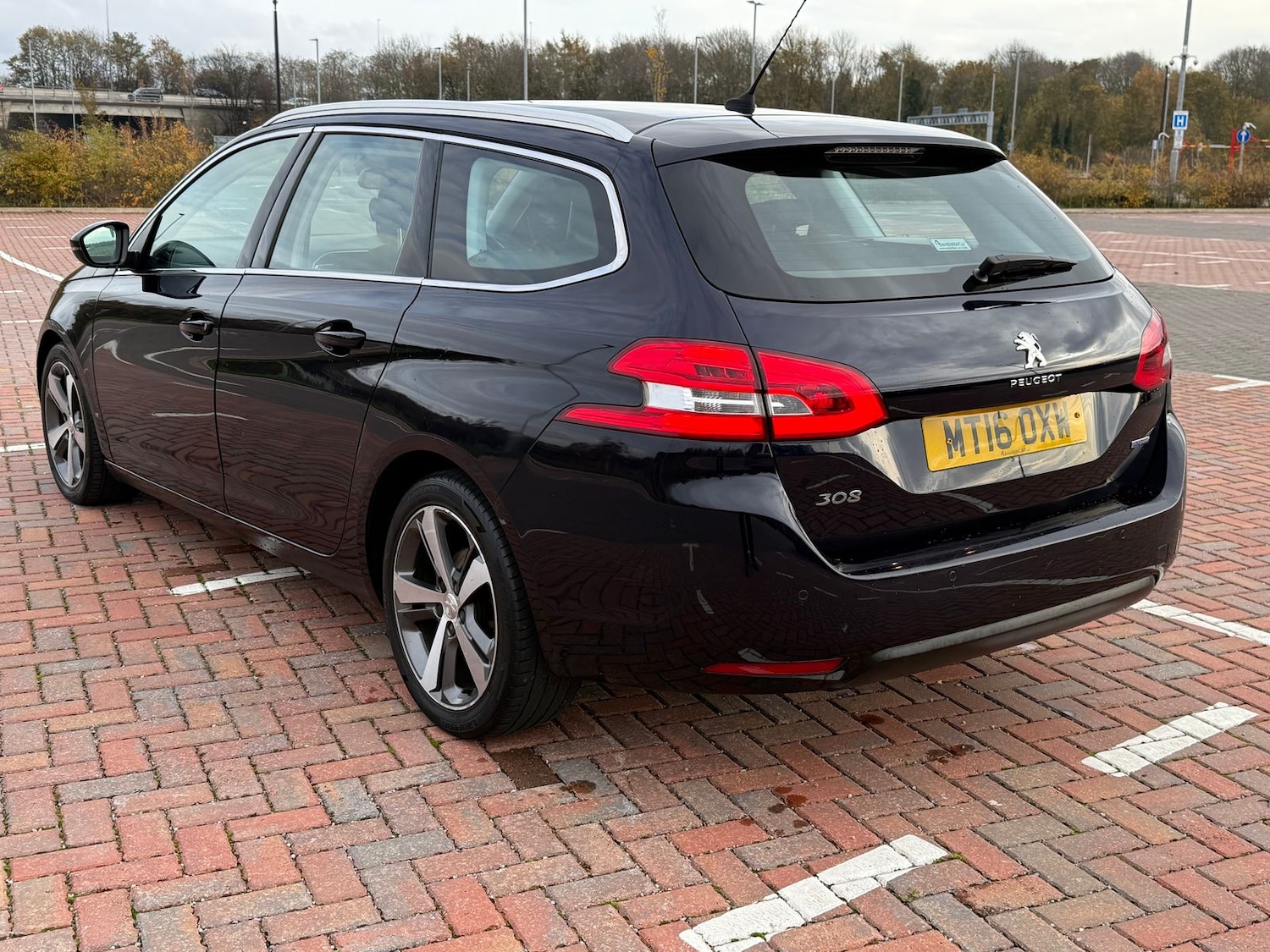 Used Peugeot 308 2016 for sale - 76609424: Photo 3