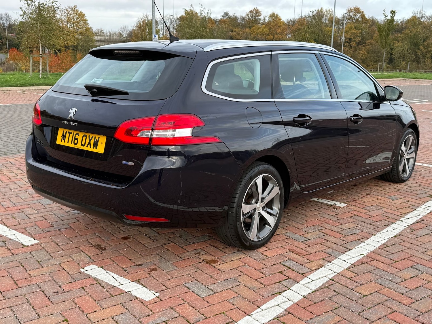 Used Peugeot 308 2016 for sale - 76609424: Photo 4