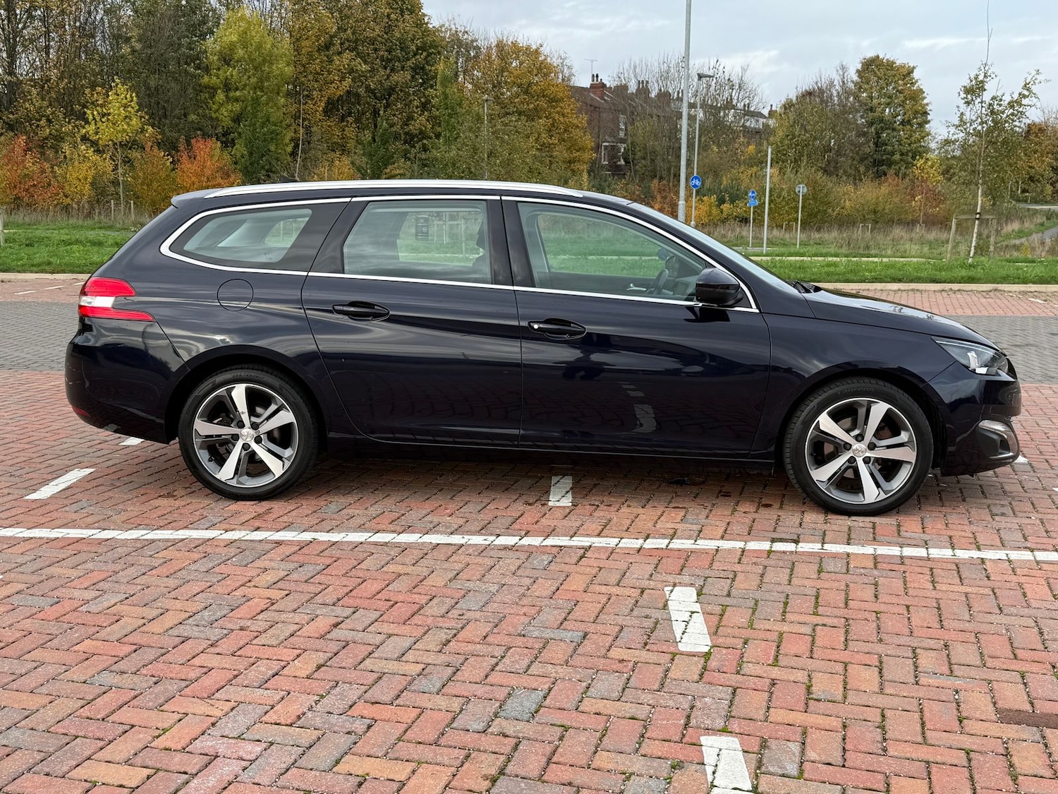 Used Peugeot 308 2016 for sale - 76609424: Photo 5