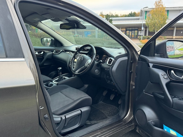 Used Nissan Qashqai 2015 for sale - 74162818: Photo 17