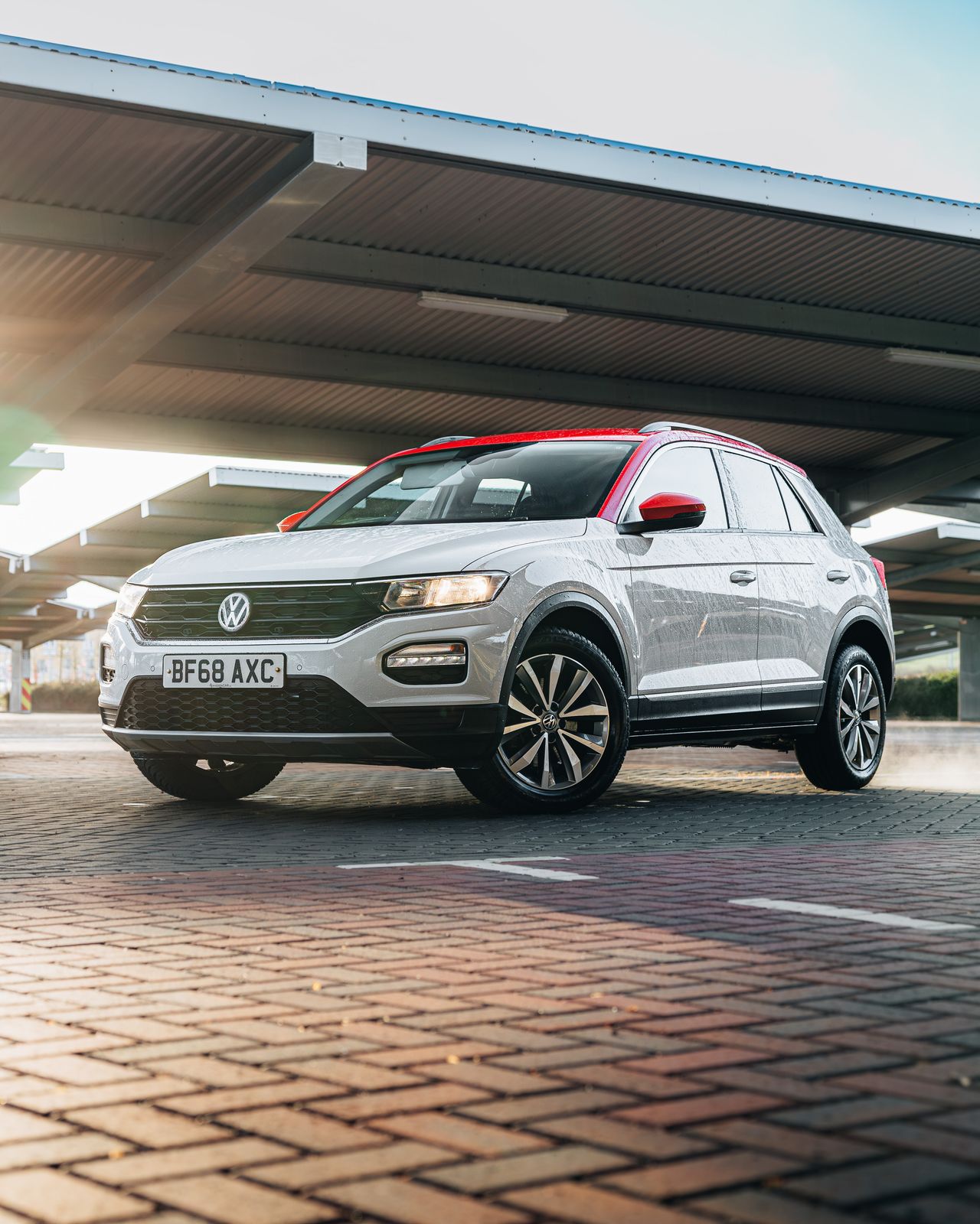 Used Volkswagen T-Roc 2018 for sale - 77485094: Photo 2