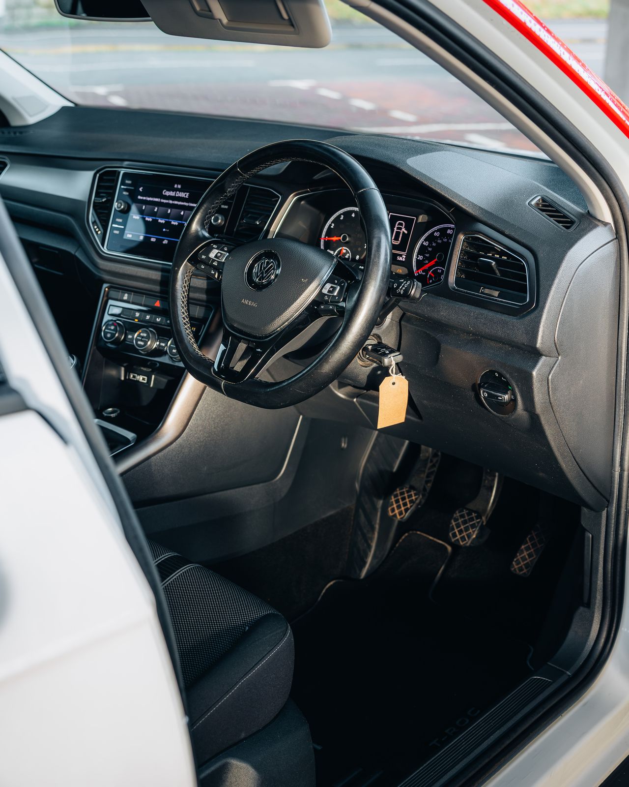 Used Volkswagen T-Roc 2018 for sale - 77485094: Photo 25