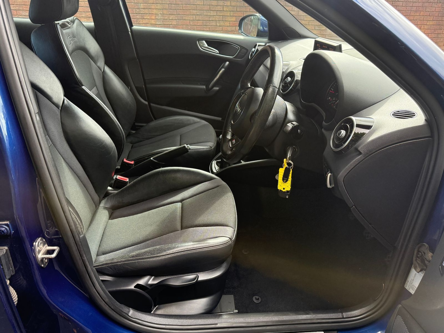 Used Audi A1 2013 for sale - 76528849: Photo 14