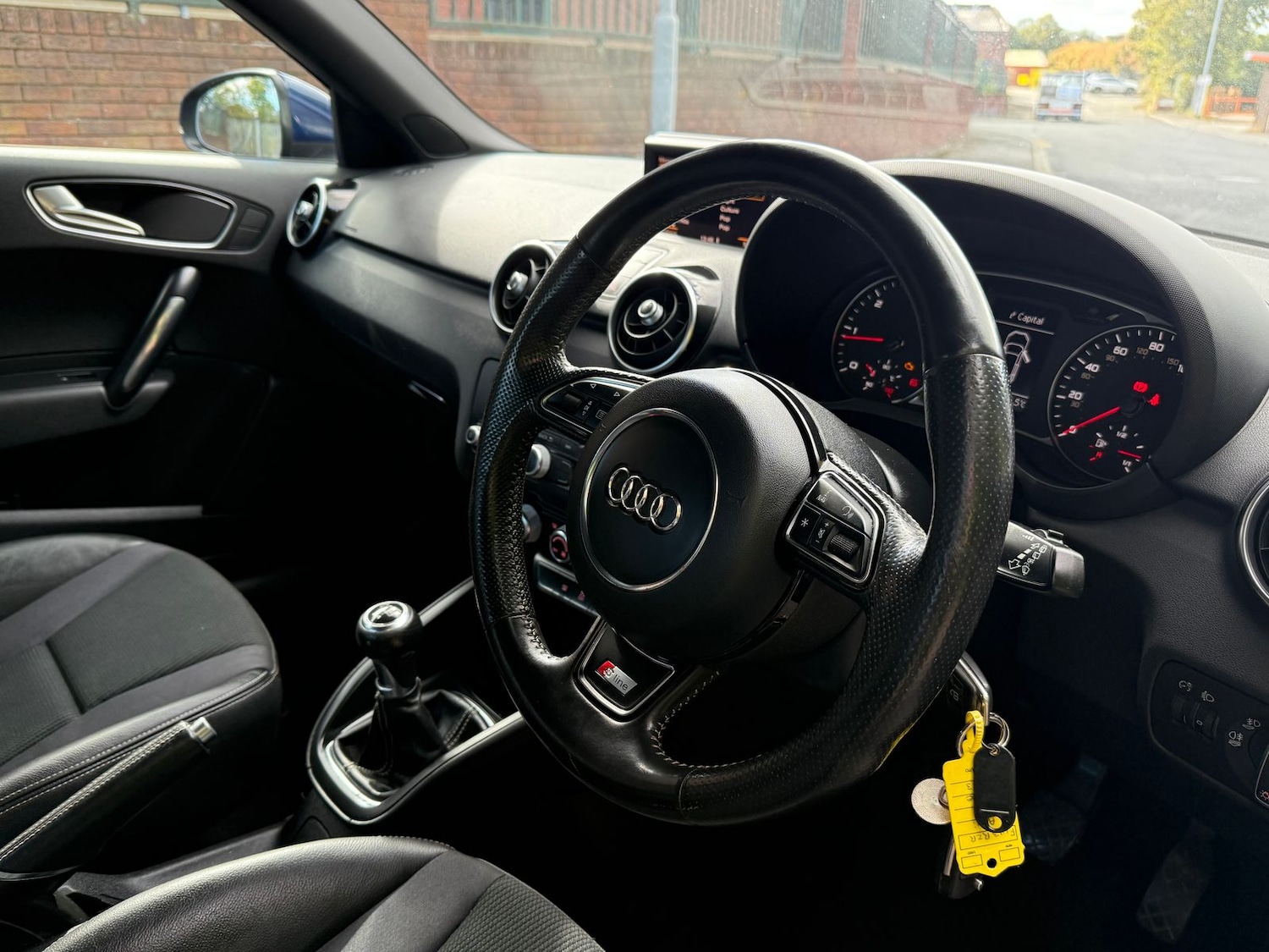 Used Audi A1 2013 for sale - 76528849: Photo 17