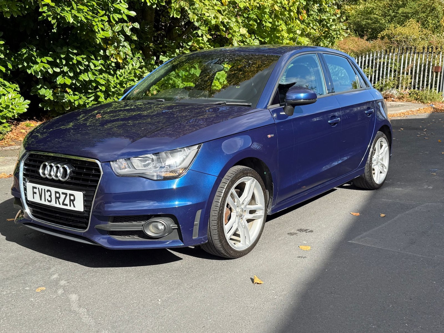 Used Audi A1 2013 for sale - 76528849: Photo 2