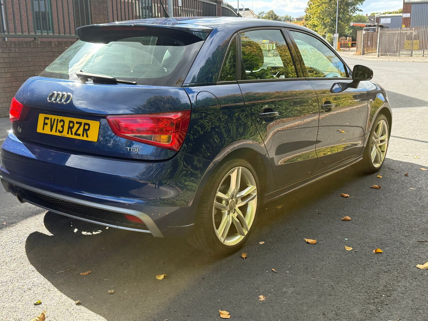 Used Audi A1 2013 for sale - 76528849: Photo 4