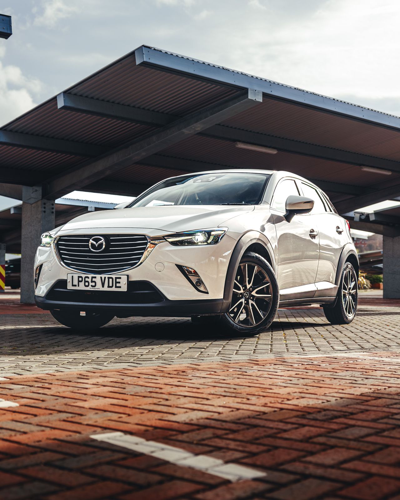 Used Mazda CX-3 2016 for sale - 77799889: Photo 2