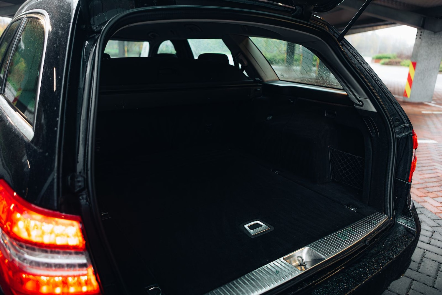 Used Mercedes-Benz E Class 2013 for sale - 77167357: Photo 11