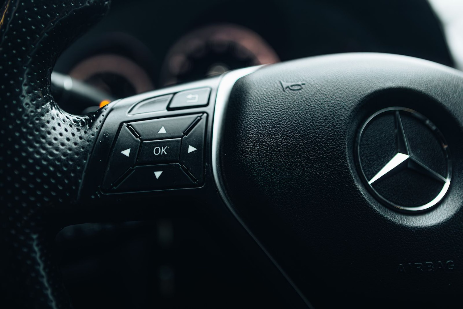 Used Mercedes-Benz E Class 2013 for sale - 77167357: Photo 18